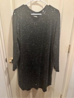 B Darlin Black Sparkle Long Sleeve Dress. 18w, below knees